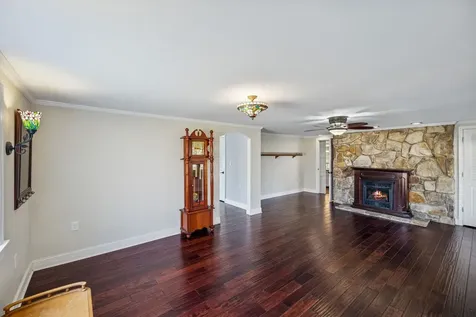172 Littell Cir, W Tracy City TN 37387