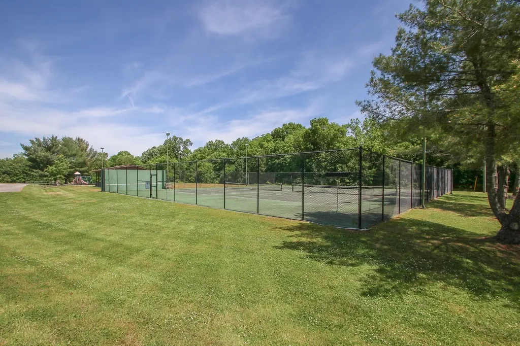 1008 Boxwood Drive Franklin TN 37069