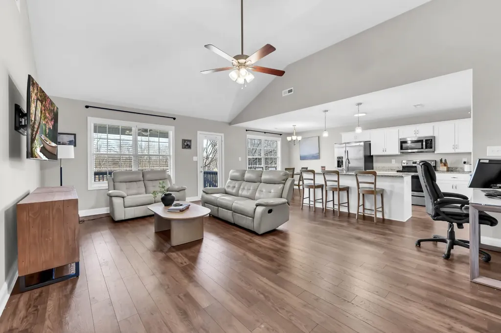 533 Lucky Lane Clarksville TN 37042