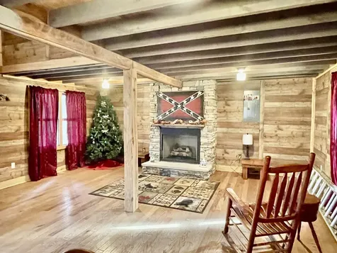 84 Granny Pratt Lane Belvidere TN 37306