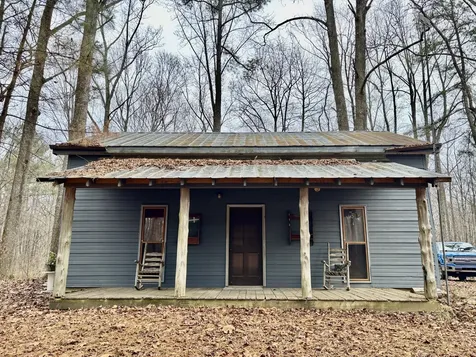 84 Granny Pratt Lane Belvidere TN 37306