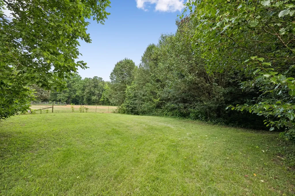 1733 Belotes Ferry Road Lebanon TN 37087