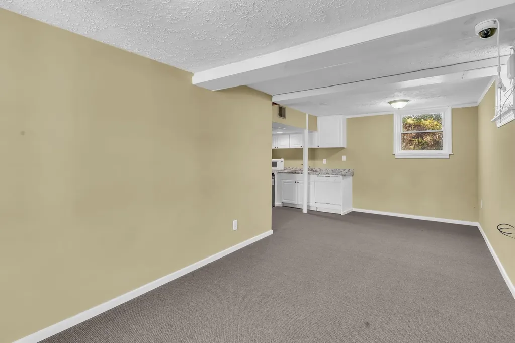 633 W Iris Drive Nashville TN 37204