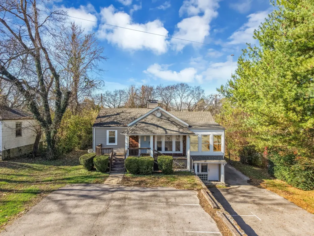 633 W Iris Drive Nashville TN 37204