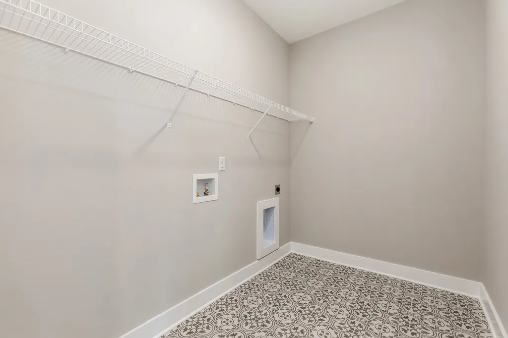 300 Jasmine Park Hermitage TN 37076
