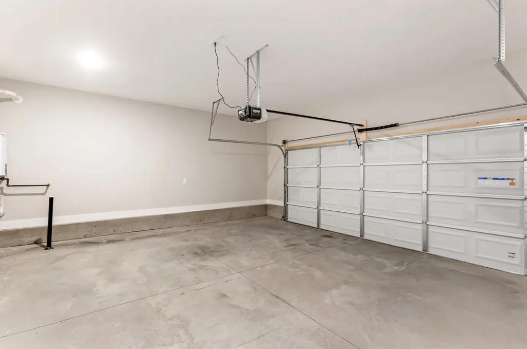 300 Jasmine Park Hermitage TN 37076