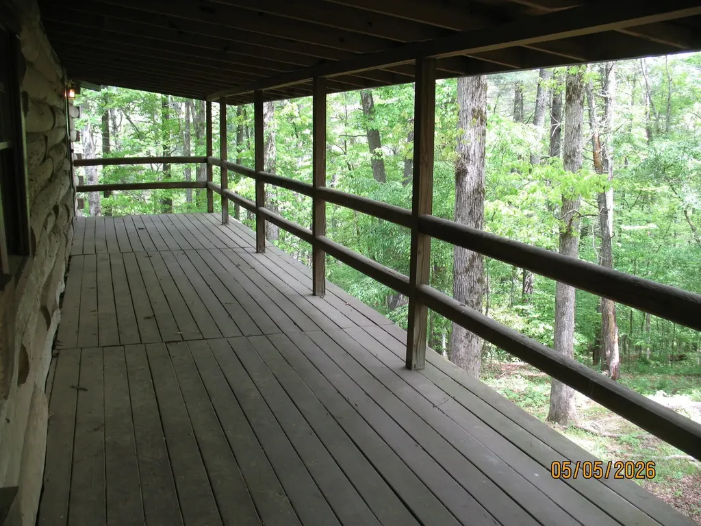 1555 Brown Creek Drive Crossville TN 38571