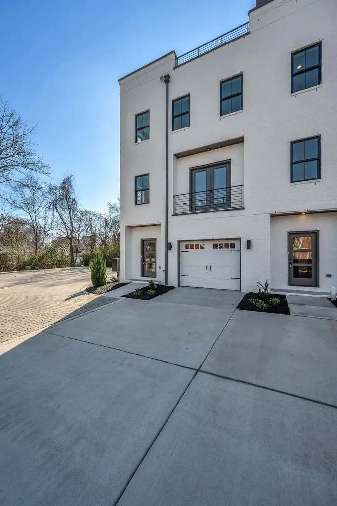 520 N Maple Street Murfreesboro TN 37130