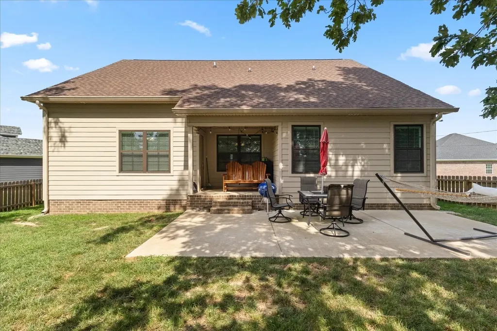 3021 Cambridge Court Lewisburg TN 37091