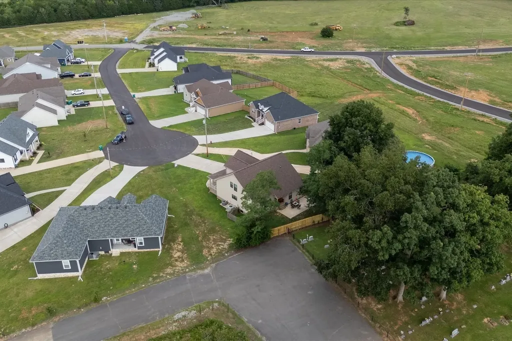 3021 Cambridge Court Lewisburg TN 37091