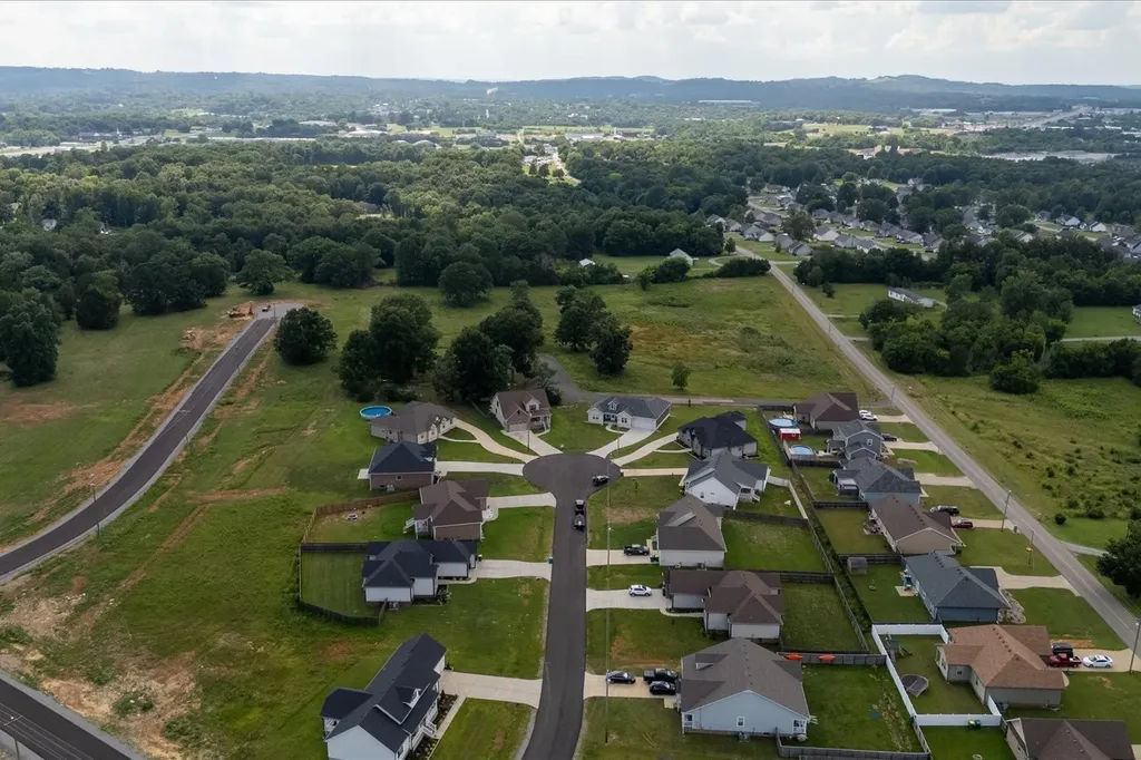 3021 Cambridge Court Lewisburg TN 37091