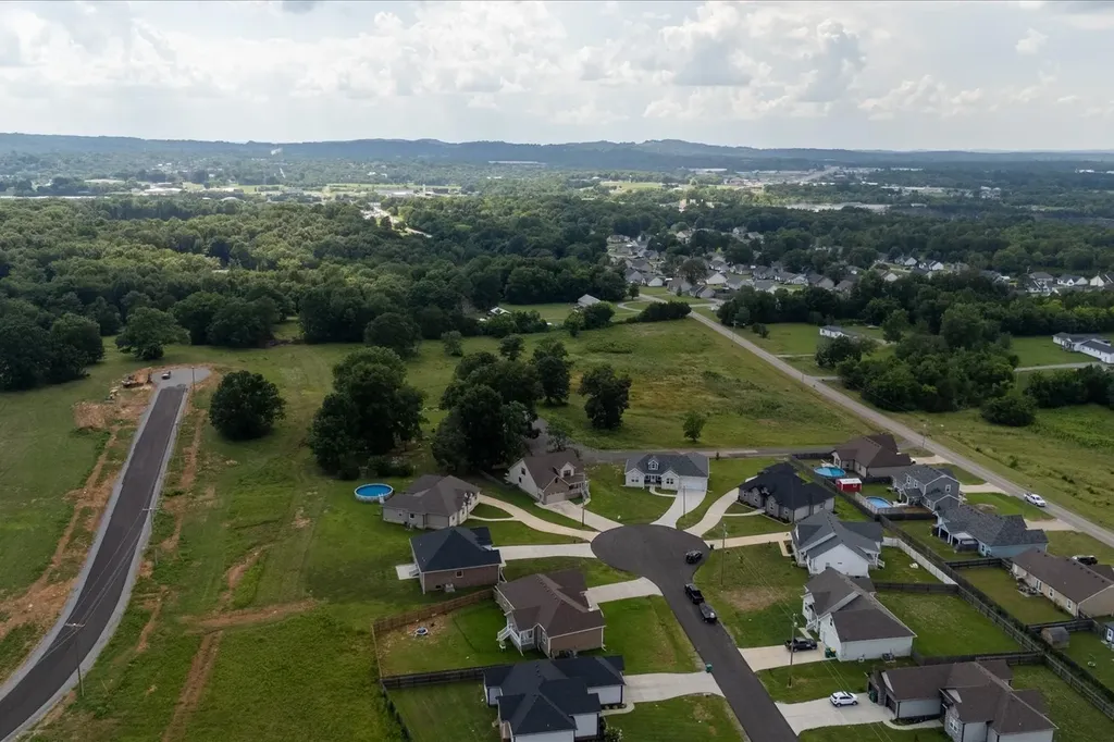 3021 Cambridge Court Lewisburg TN 37091