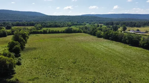 5600 Sr 50 Pelham TN 37366