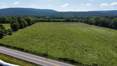 5600 Sr 50 Pelham TN 37366