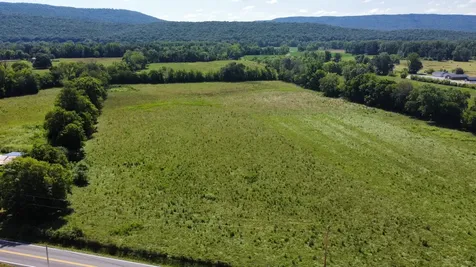 5600 Sr 50 Pelham TN 37366