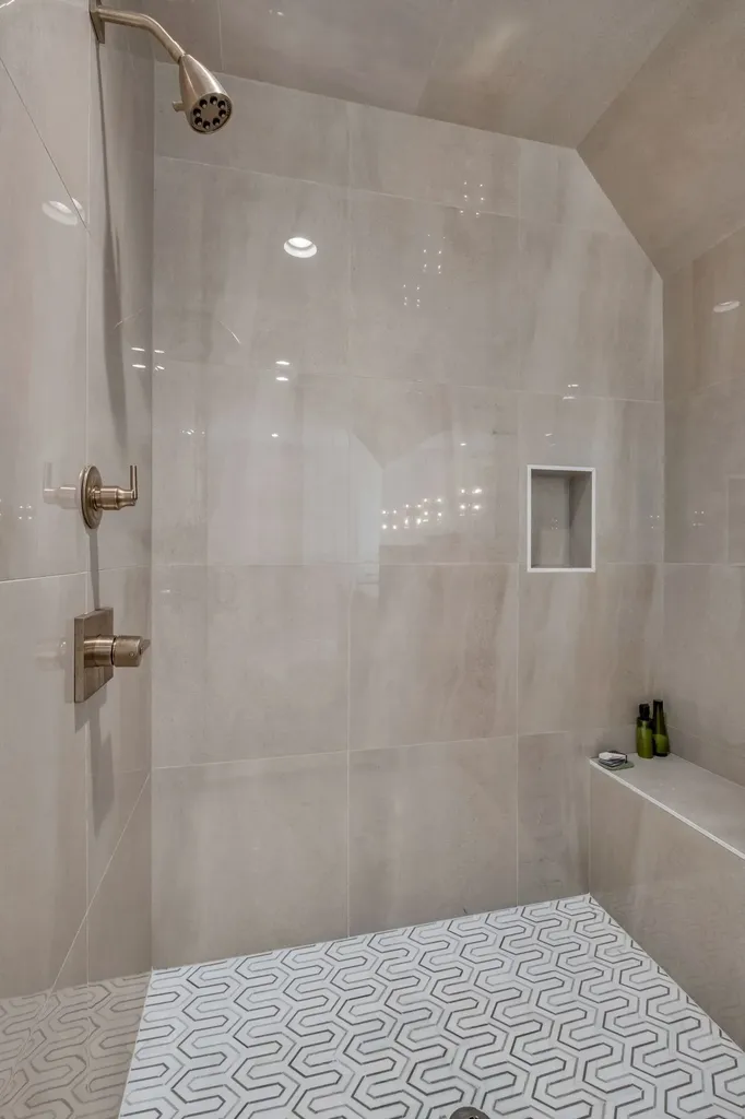 1228 4th Avenue, N Nashville TN 37208