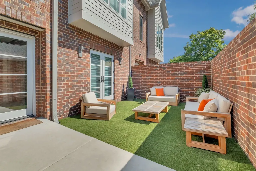1228 4th Avenue, N Nashville TN 37208