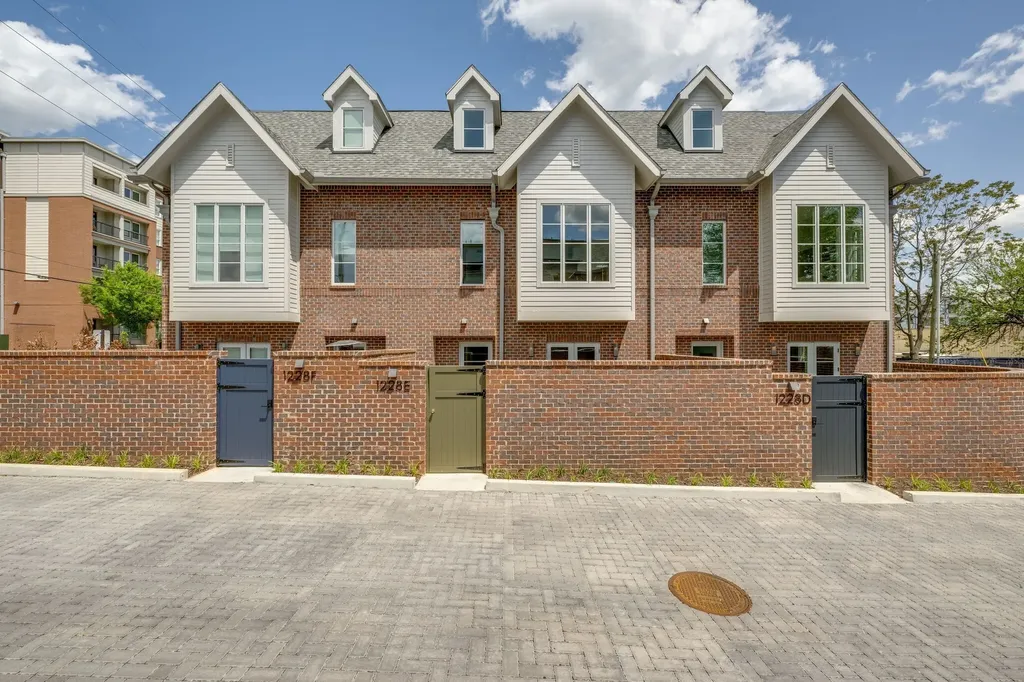 1228 4th Avenue, N Nashville TN 37208