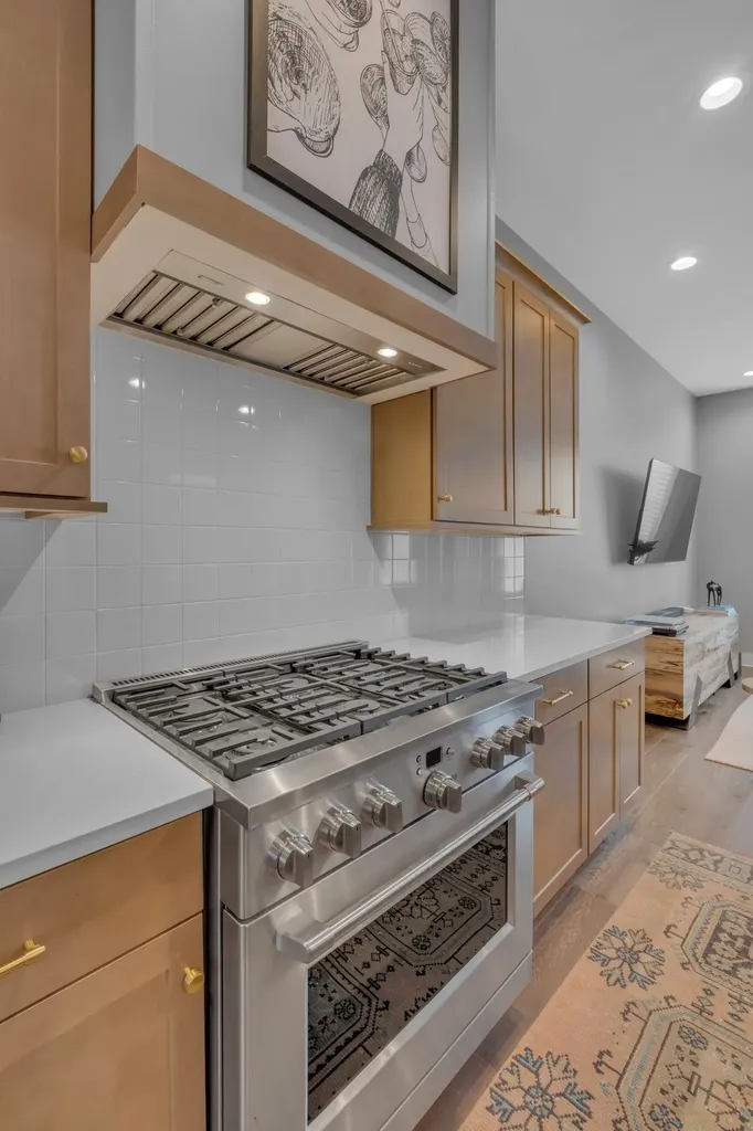 1228 4th Avenue, N Nashville TN 37208