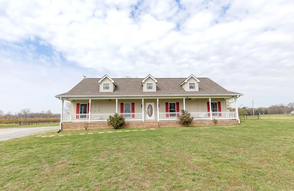 4616 Woodrow Wilson Road Springfield TN 37172