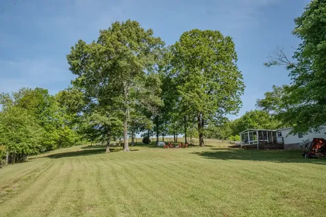 875 Waterloo Road Westpoint TN 38486