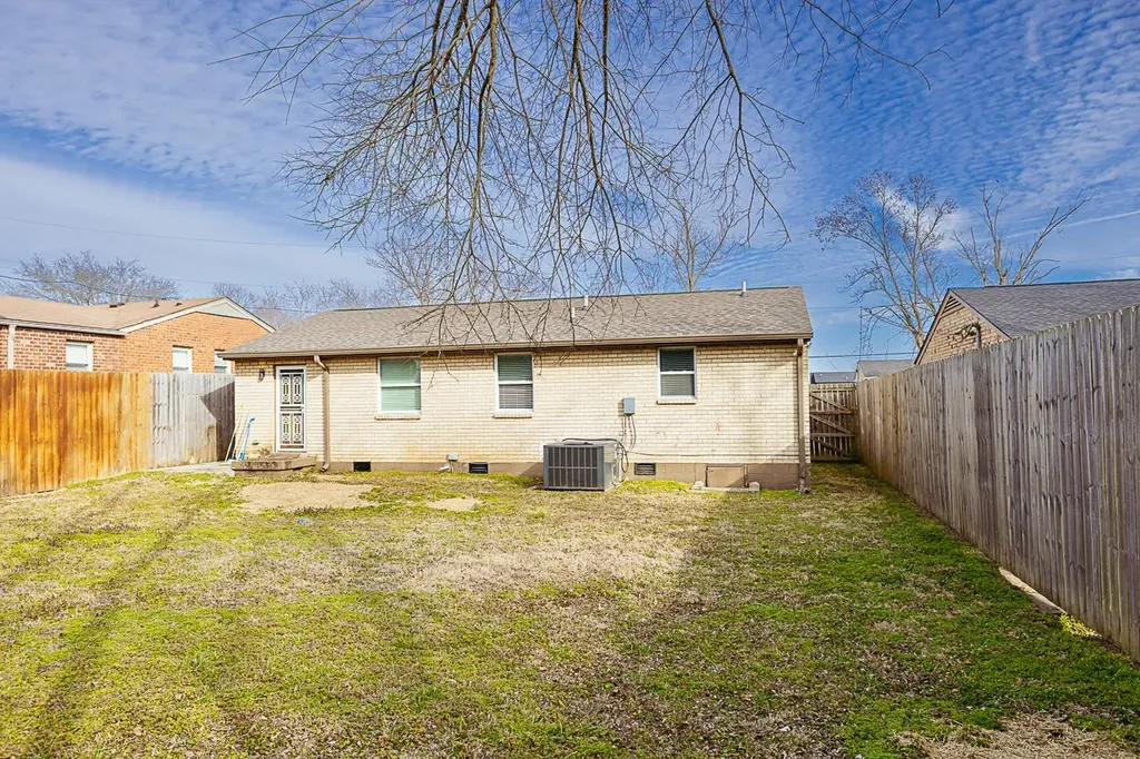 3231 Leawood Drive Nashville TN 37218