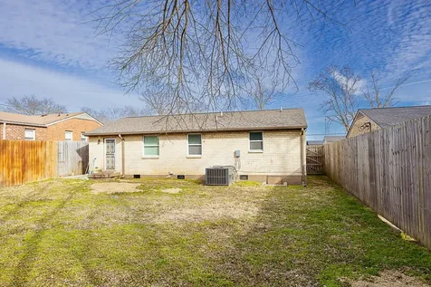3231 Leawood Drive Nashville TN 37218