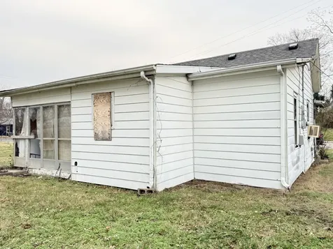 105 Liberty Street Hopkinsville KY 42240