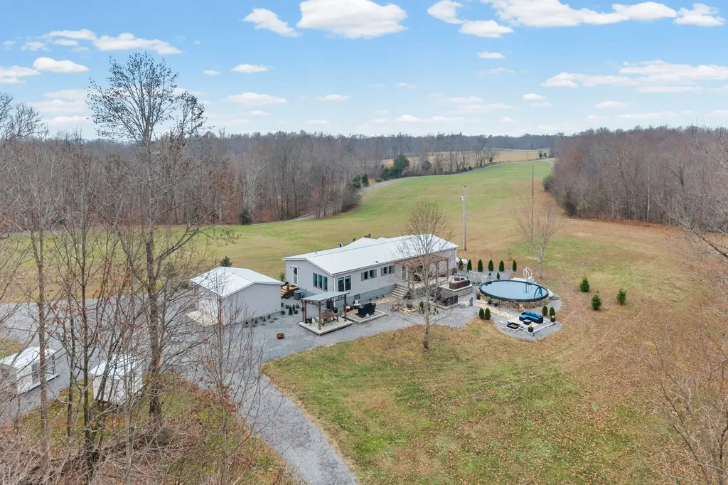 1750 S Fork Road Whitleyville TN 38588
