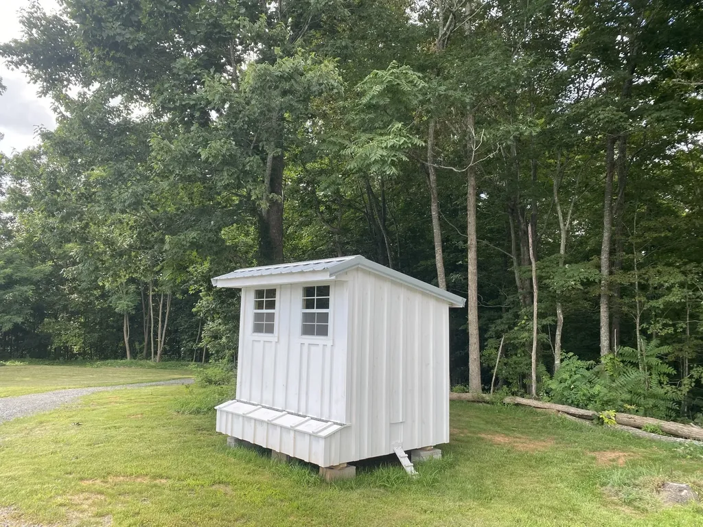 1750 S Fork Road Whitleyville TN 38588