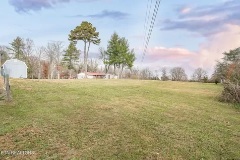 219 N Lowe Road Crossville TN 38571