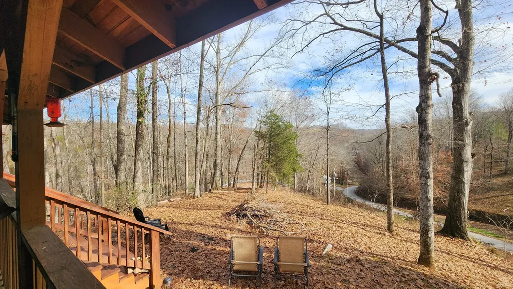 5615 Eastport Road Alpine TN 38543