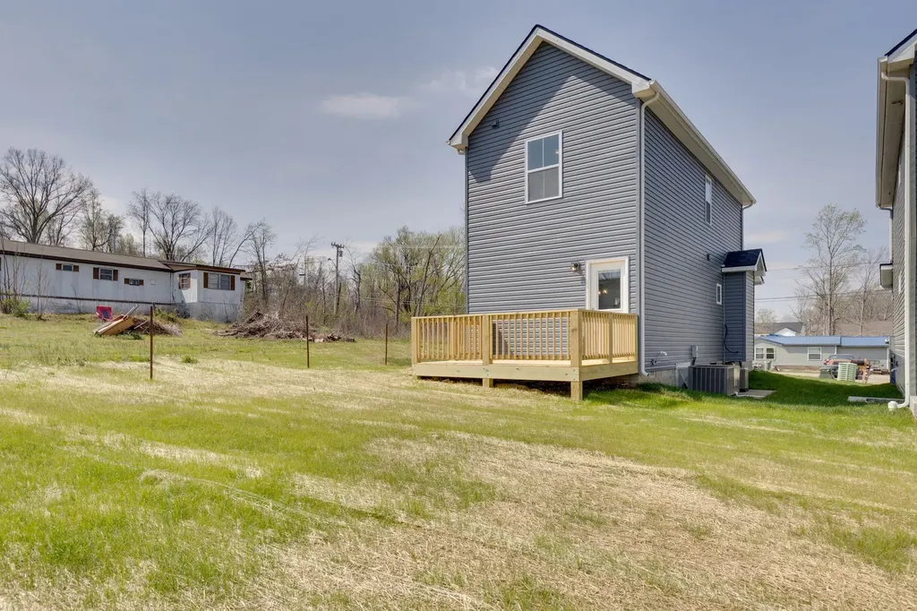 865 Dogwood Trail Clarksville TN 37042