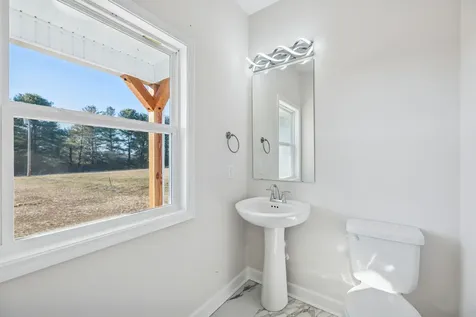 2233 County House Road Smithville TN 37166