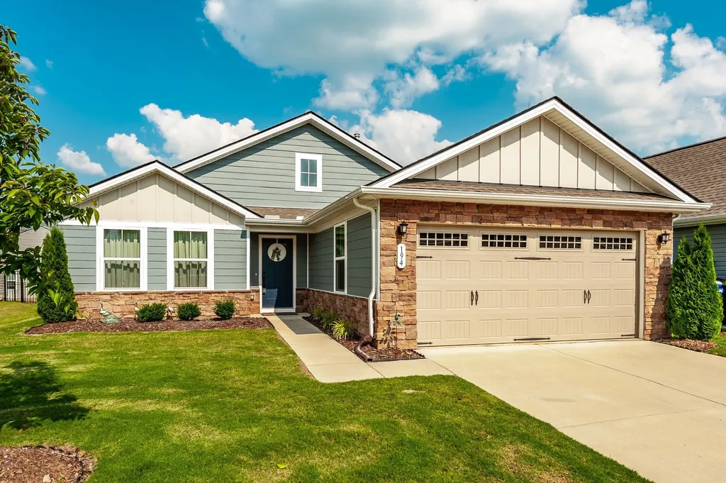 194 Carothers Way White House TN 37188