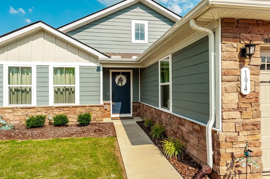 194 Carothers Way White House TN 37188