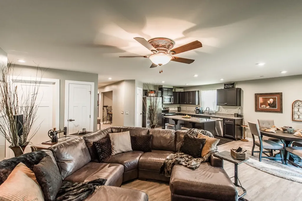 194 Carothers Way White House TN 37188