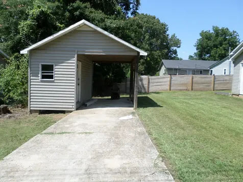 111 Rhea Street Jackson TN 38301
