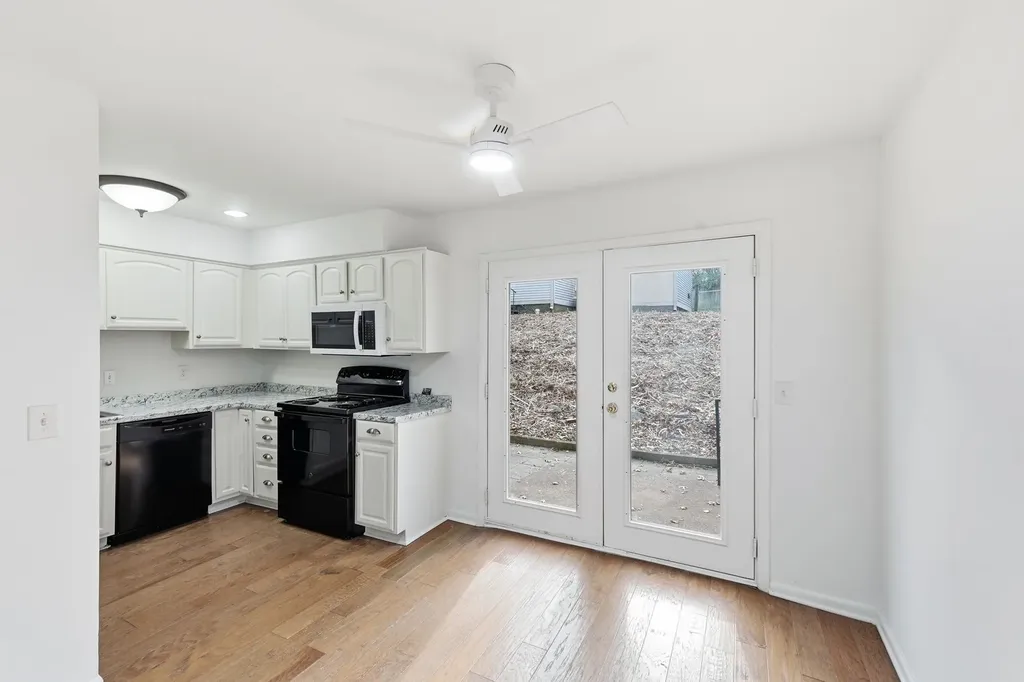 4958 Edmondson Pike Nashville TN 37211