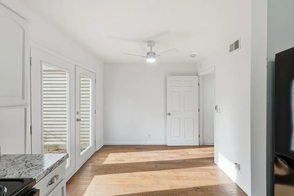 4958 Edmondson Pike Nashville TN 37211