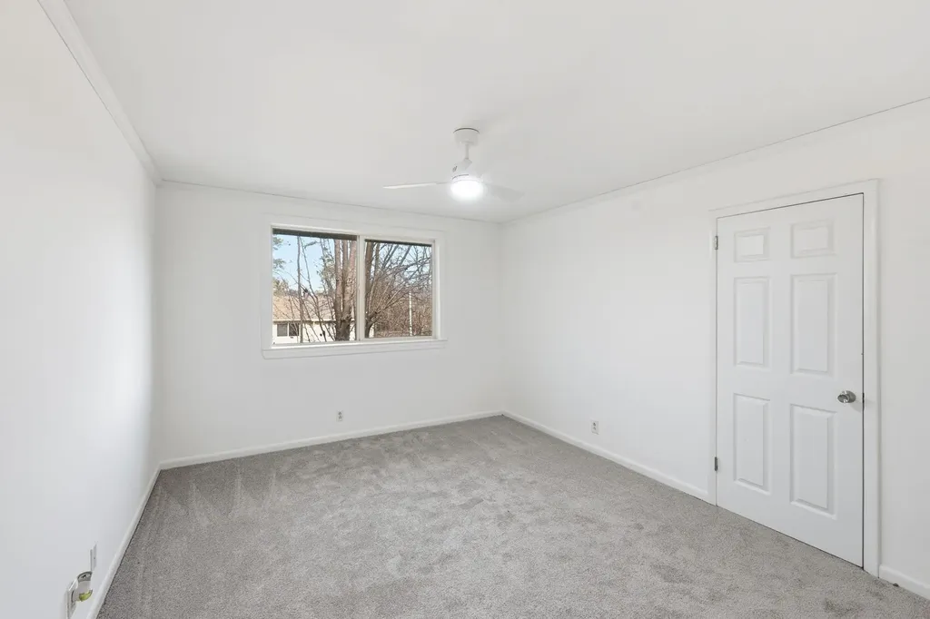 4958 Edmondson Pike Nashville TN 37211