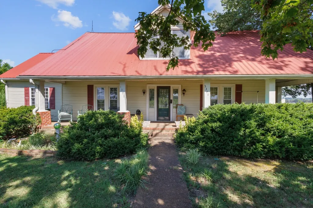 3371 Highway 76 Cottontown TN 37048