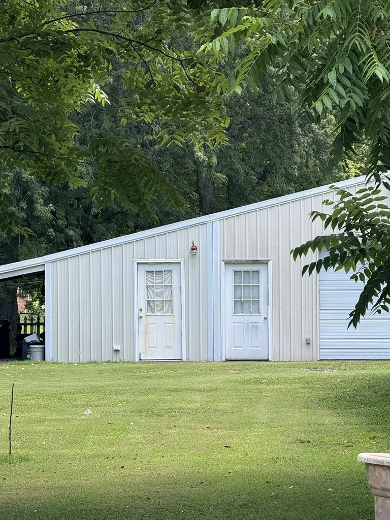 3371 Highway 76 Cottontown TN 37048