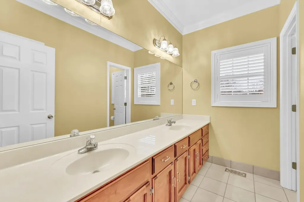 453 Stonemeadow Road Clarksville TN 37043