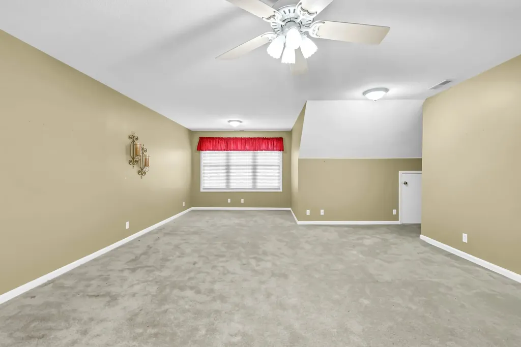 453 Stonemeadow Road Clarksville TN 37043