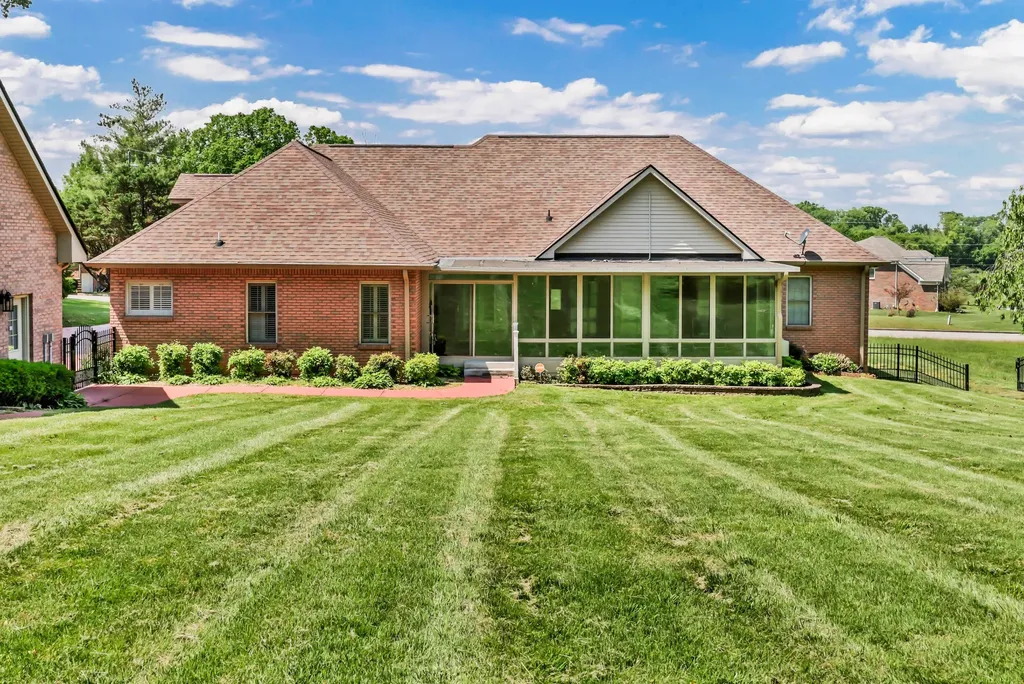 453 Stonemeadow Road Clarksville TN 37043