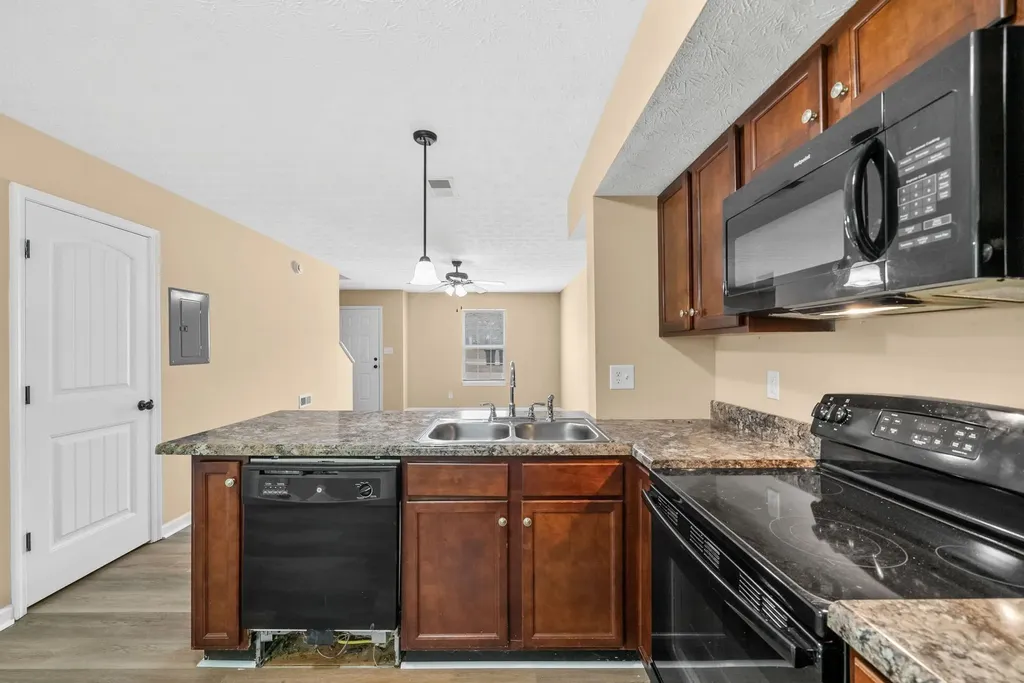 2260 Mccormick Lane Clarksville TN 37040