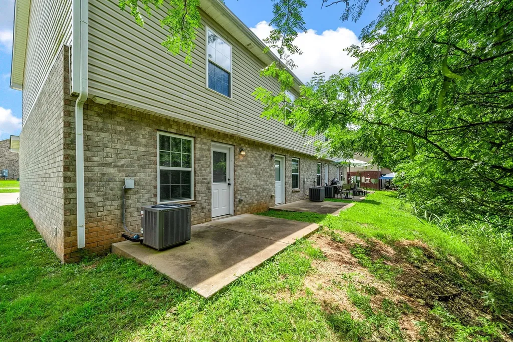 2260 Mccormick Lane Clarksville TN 37040