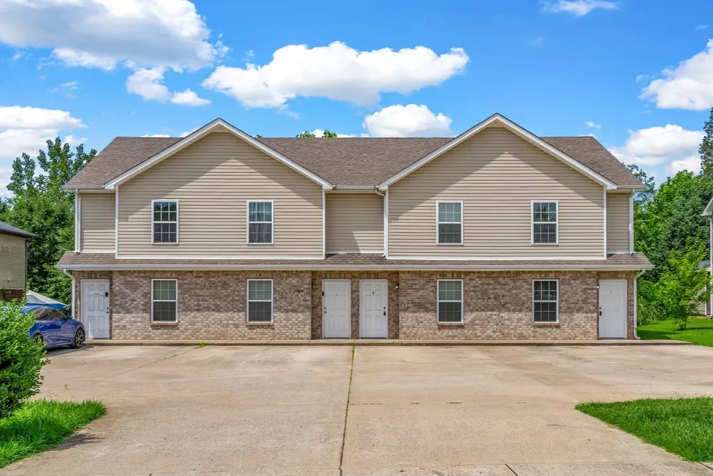 2260 Mccormick Lane Clarksville TN 37040