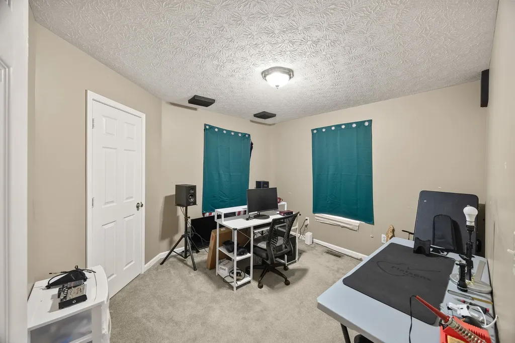 125 Doe Lane Smithville TN 37166